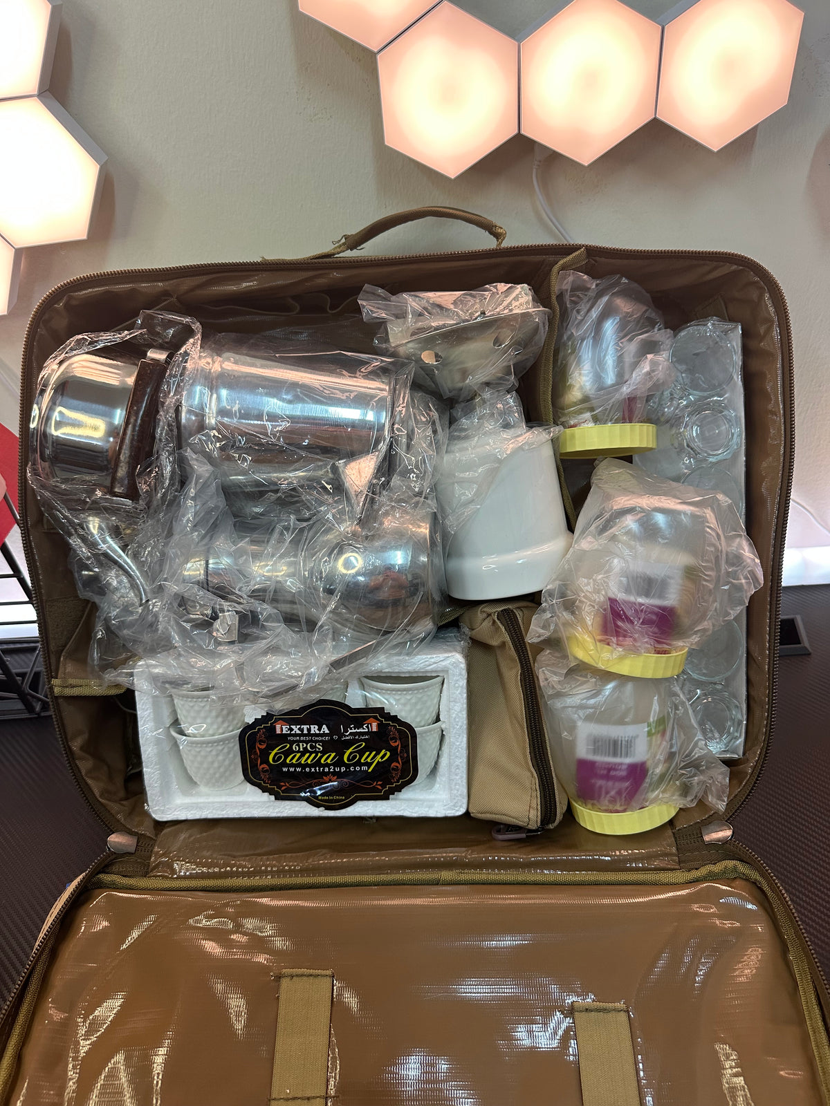 � عزبة الشاي والقهوة المتكاملة مع خزان أناقة البر والرحلات في شنطة وحدة! 🌿