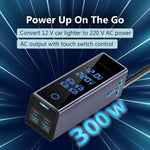 محول طاقة للسيارة من باورولوجي بقدرة 300 واط، منفذان للتيار المتردد، منفذان USB-C بتقنية الشحن السريع بقدرة 36 واط، منفذان USB-A بتقنية الشحن السريع بقدرة 30 واط، شاشة عرض لمراقبة الجهد، مخرج تيار متر